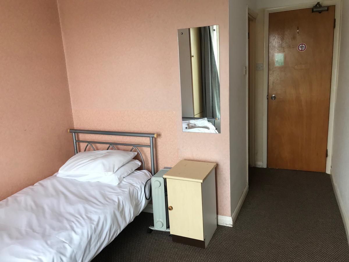 Lindal Hotel Harrow Buitenkant foto